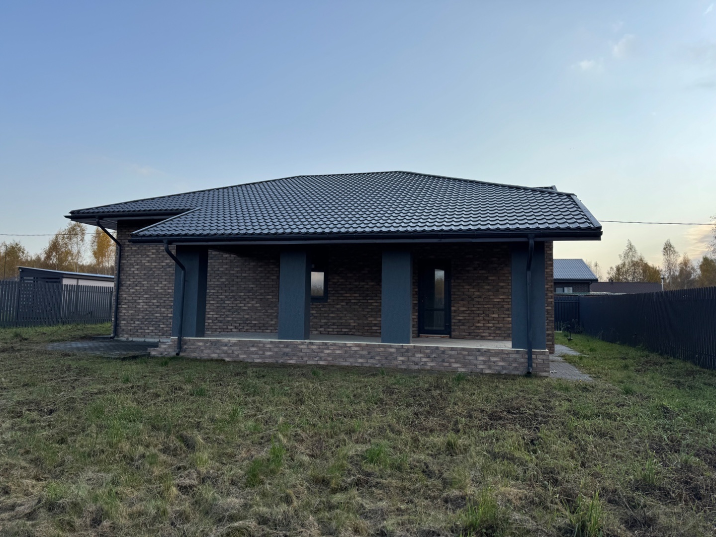 Не упустите шанс сэкономить годы и миллионы! Продается недострой дома из газобетона с готовой коробкой под отделку. Это идеальный старт для вашего семейного гнездышка без долгой и дорогой стадии нулевого цикла.

Интересный проект ДОМА, строили качественно для себя, высота потолков 3,1. 
· Причина пр