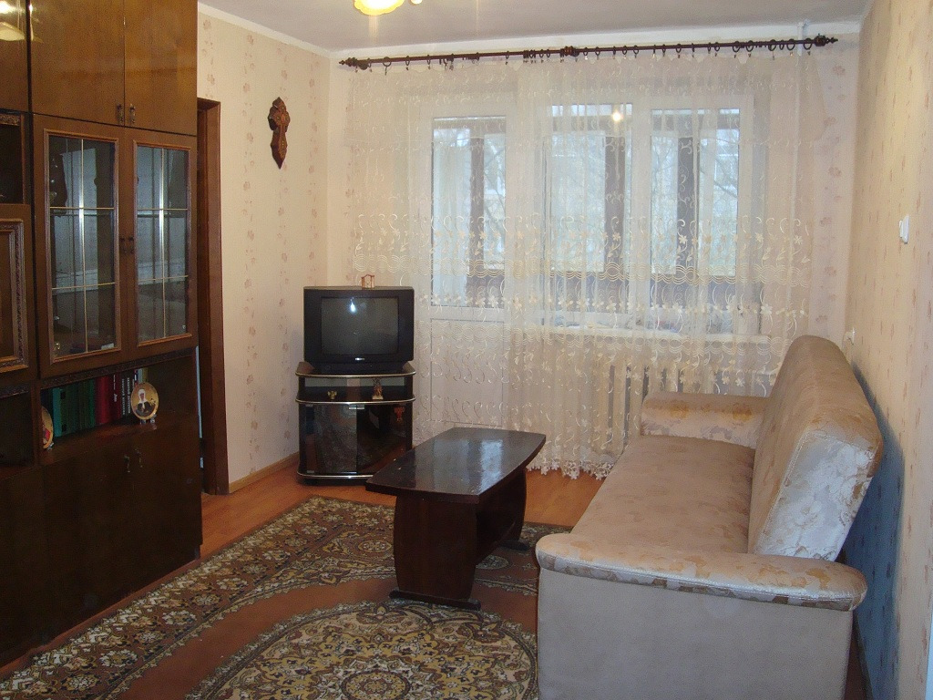 Продается 2 комнатная квартира в г. Чехов, ул. Мира, д. 13.