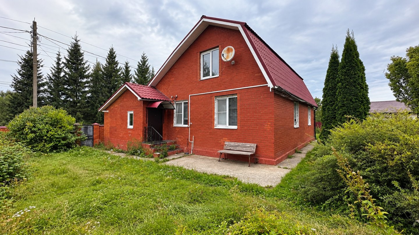 Продается дом, подходящий для круглогодичному проживанию в д. Ананьино (не СНТ)

Характеристики объекта:

    Дом: 2 этажа, дерево + кирпичная облицовка (утопленный сруб). Идеальная теплоизоляция.

    Инженерка: Автономный газгольдер, скважина глубиной 58 м (вода заведена в дом, давление хорошее), 